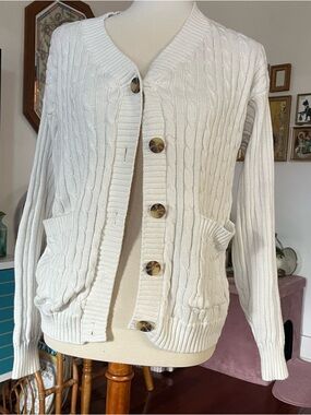 white hollister cableknit button down cardigan henley